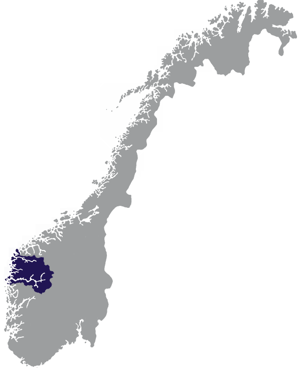 Landkaart Noorwegen grijs met provincie Sogn og Fjordane donkerblauw op transparante achtergrond - 600 * 733 pixels
